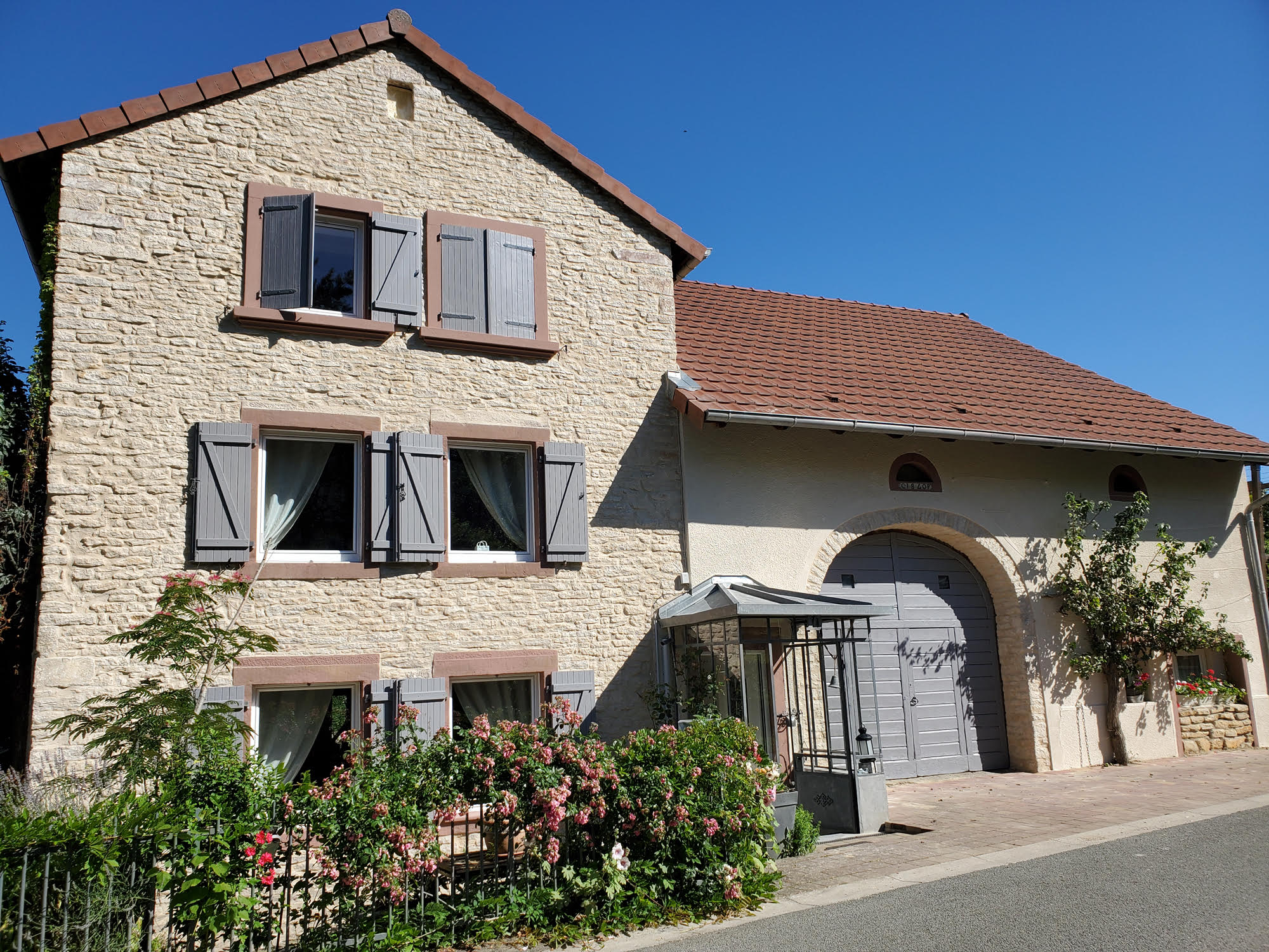 Découvrez l’une des réalisations de CABETE Façades !